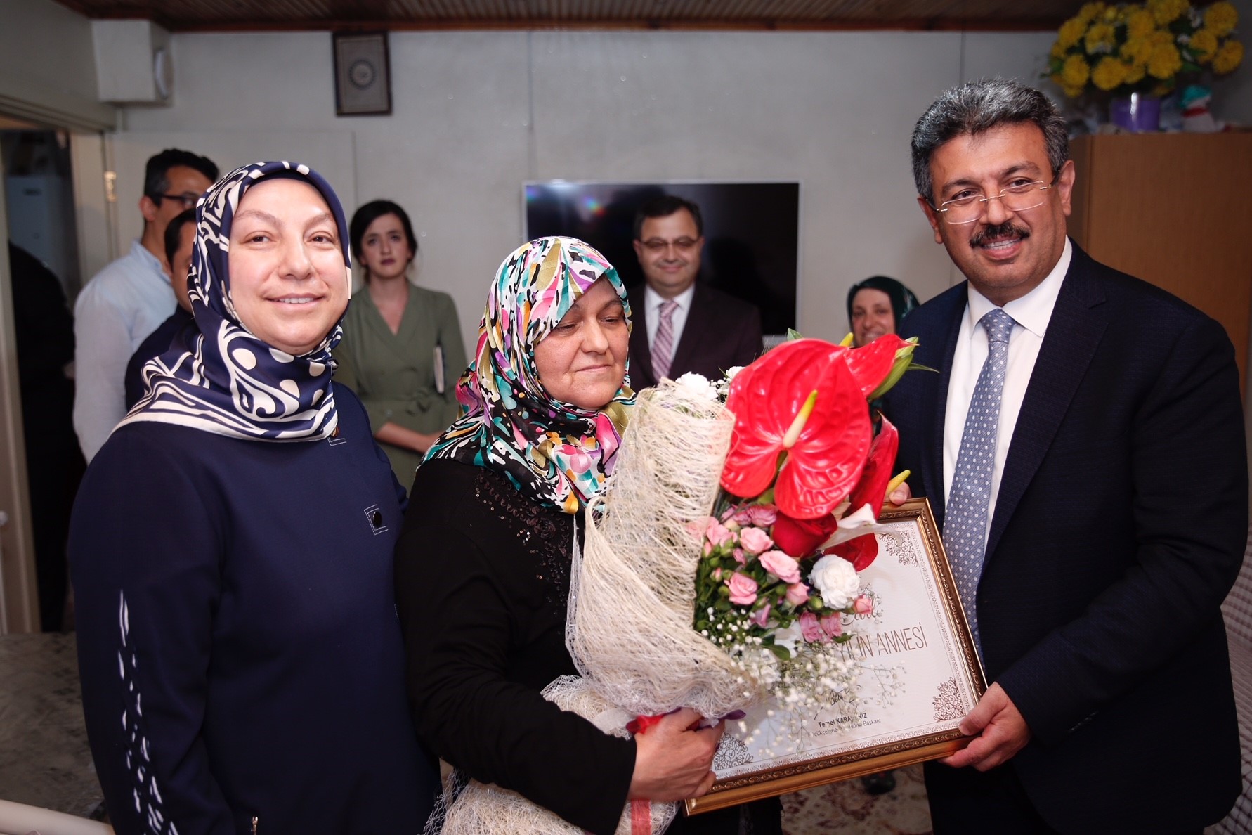 YILIN DEĞİL YÜZYILIN ANNESİ “SAADET CİVİL”