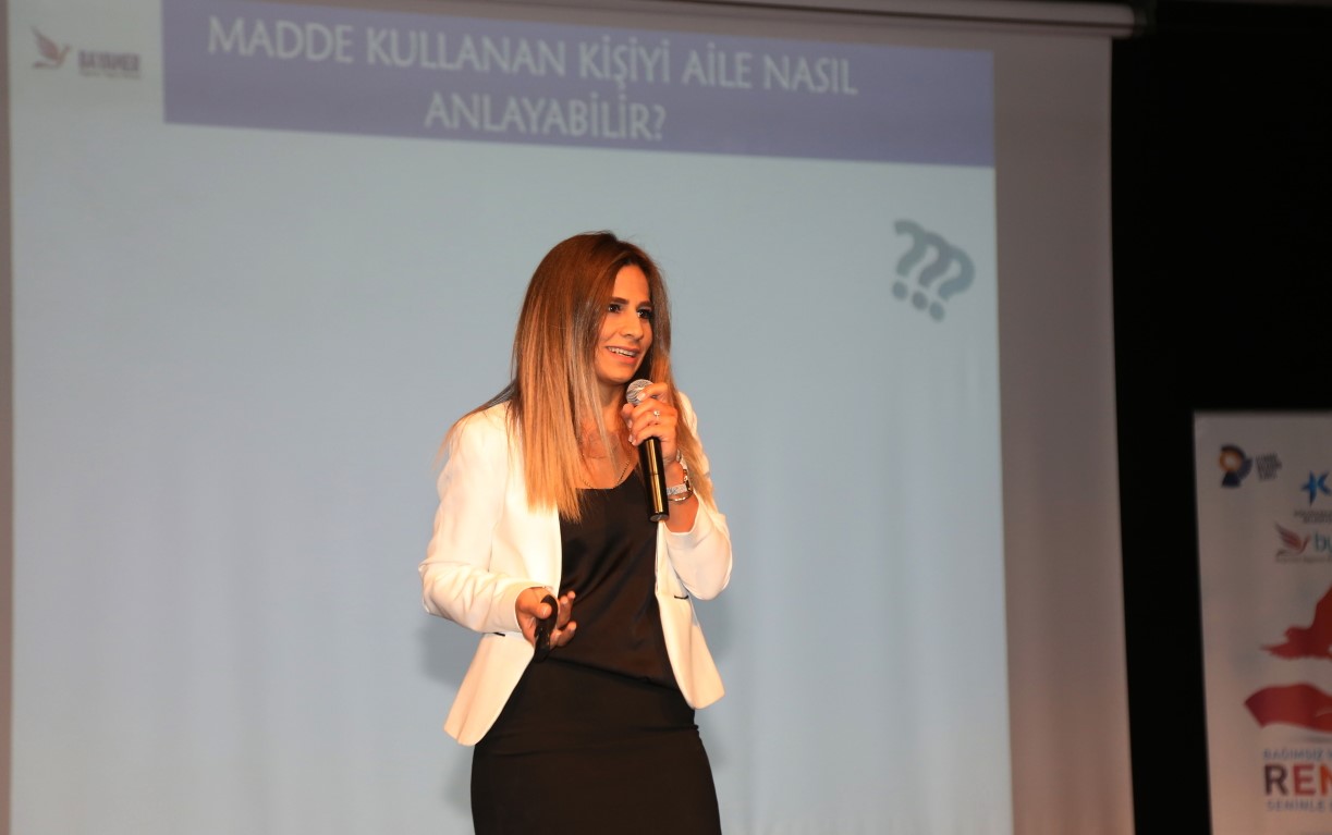 ‘MANNE’ ANNELERLE BULUŞUYOR