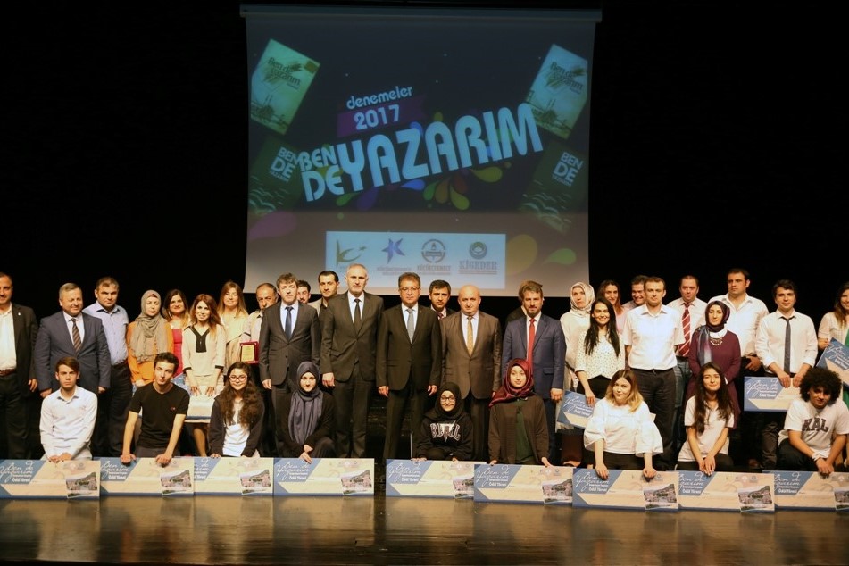 “BEN DE YAZARIM” KOMPOZİSYON YARIŞMASI’NIN ÖDÜL TÖRENİ YAPILDI