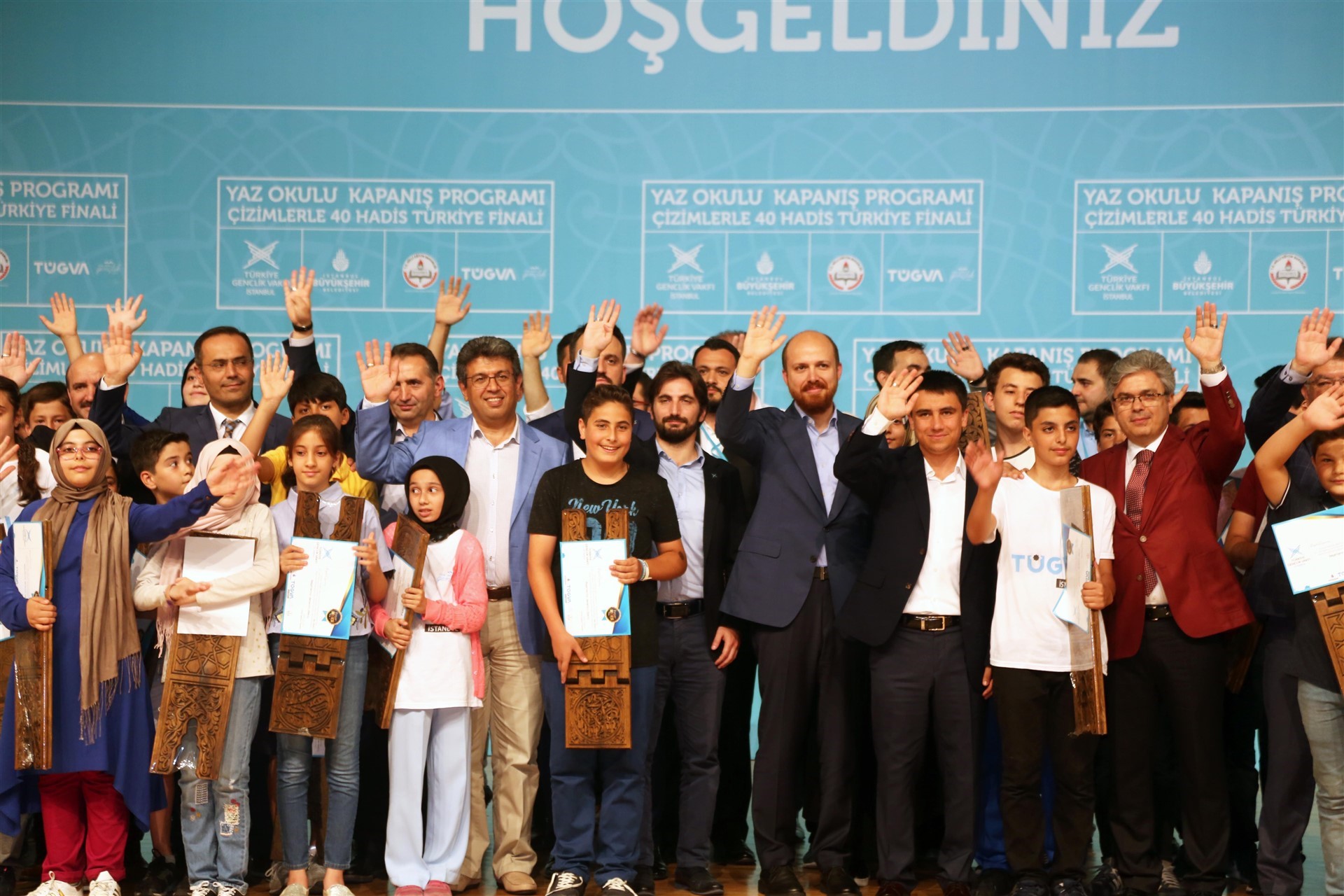 BİLAL ERDOĞAN TÜGVA YAZ OKULLARI KAPANIŞ PROGRAMINA KATILDI